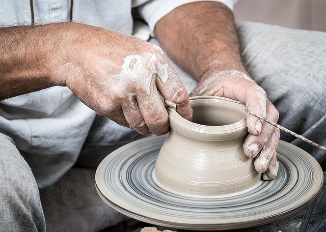 Hands that are Wheel Throwing Hands that are Wheel Throwing