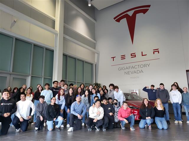 Tesla Field Trip 04.2024